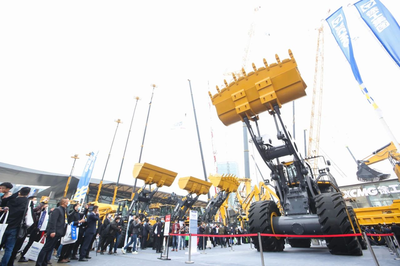 徐工XC9350全球發布 中國工程機械邁向35噸級超大噸位裝載機新紀元